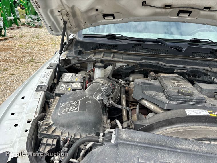 image for item ER3182 2018 RAM 5500 utility / service truck