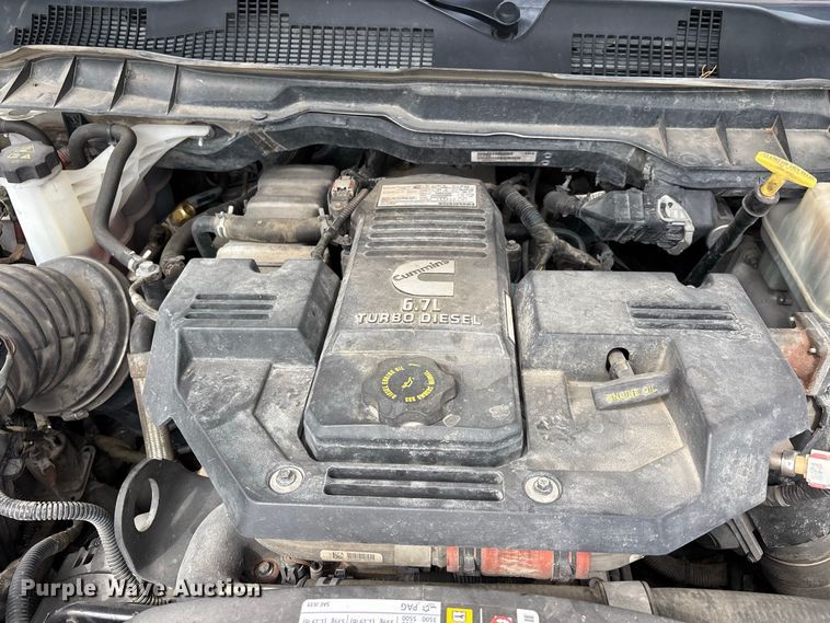 image for item ER3182 2018 RAM 5500 utility / service truck