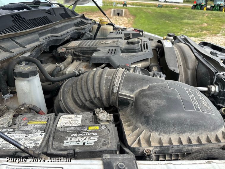 image for item ER3182 2018 RAM 5500 utility / service truck