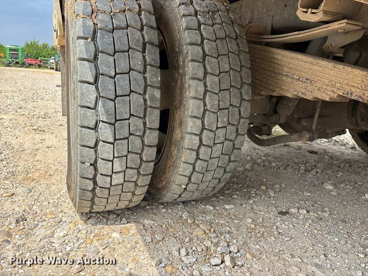 image for item ER3182 2018 RAM 5500 utility / service truck