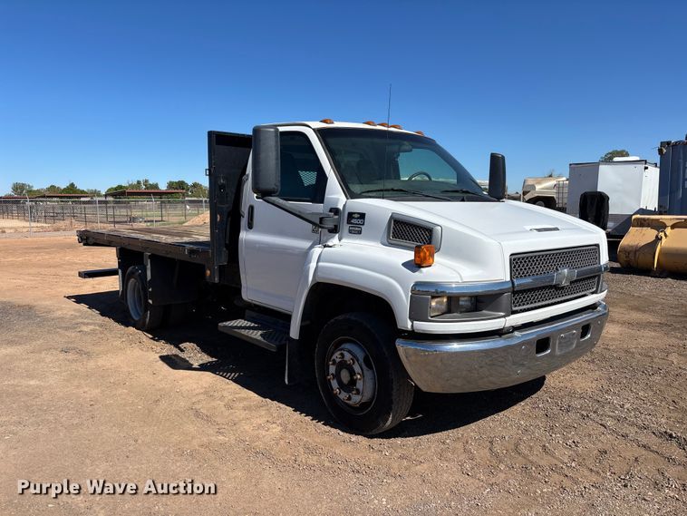 image for item ER7686 2008 Chevrolet C4500 flatbed truck