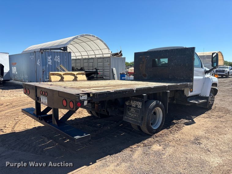 image for item ER7686 2008 Chevrolet C4500 flatbed truck