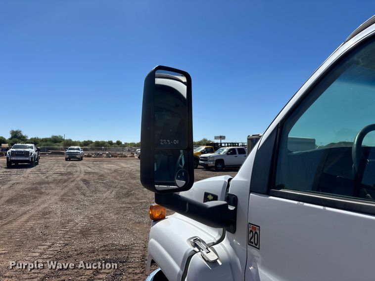 image for item ER7686 2008 Chevrolet C4500 flatbed truck
