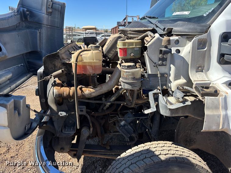 image for item ER7686 2008 Chevrolet C4500 flatbed truck