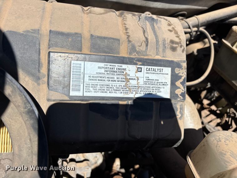 image for item ER7686 2008 Chevrolet C4500 flatbed truck
