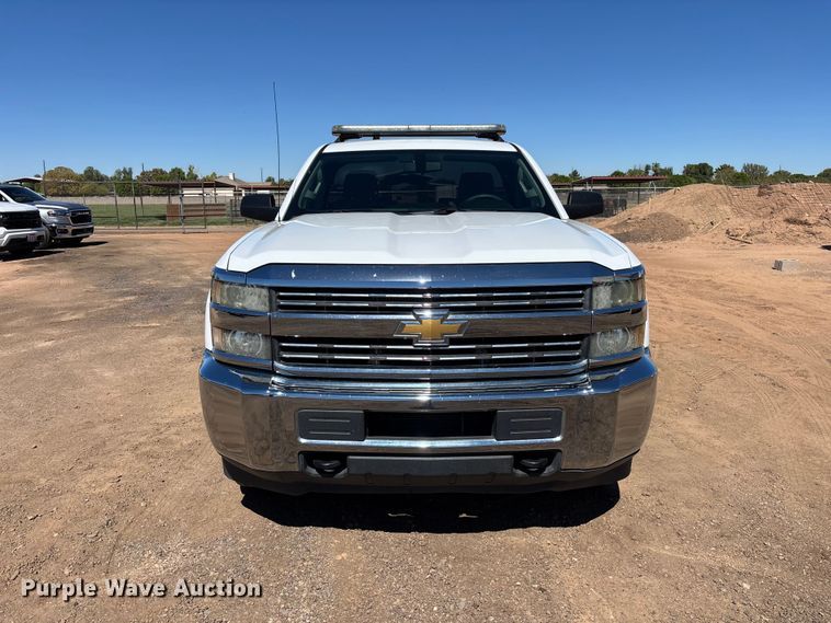 image for item ER7687 2016 Chevrolet Silverado 2500HD pickup truck