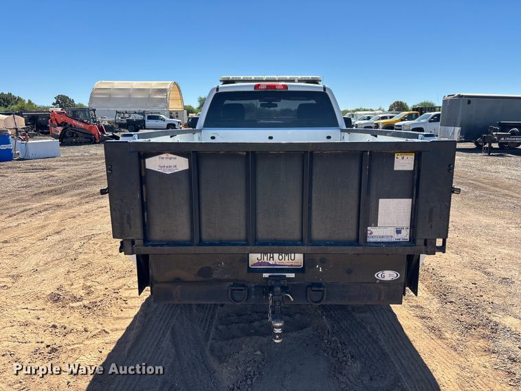 image for item ER7687 2016 Chevrolet Silverado 2500HD pickup truck