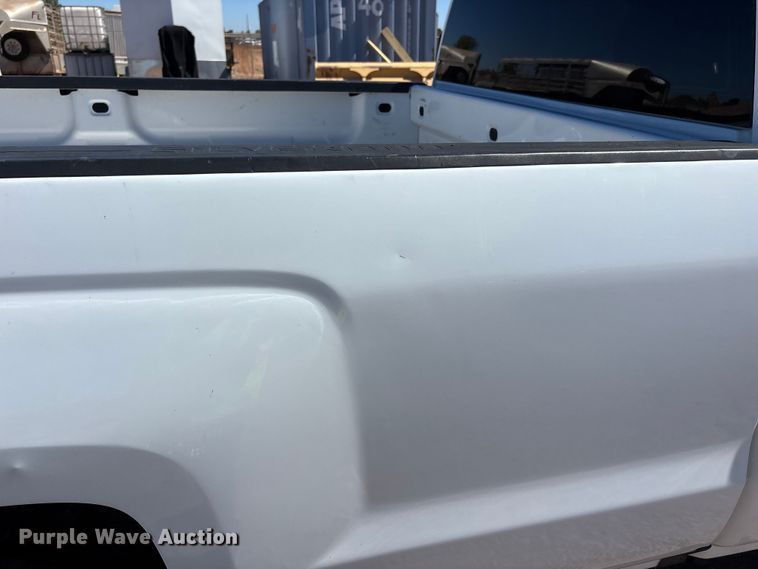 image for item ER7687 2016 Chevrolet Silverado 2500HD pickup truck