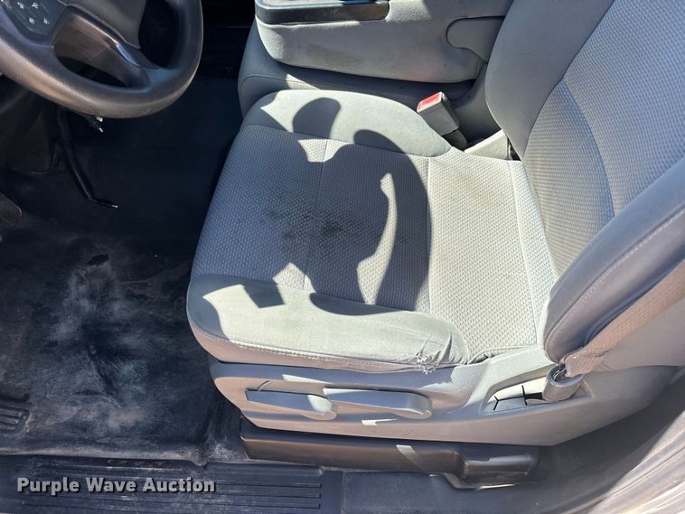 image for item ER7687 2016 Chevrolet Silverado 2500HD pickup truck