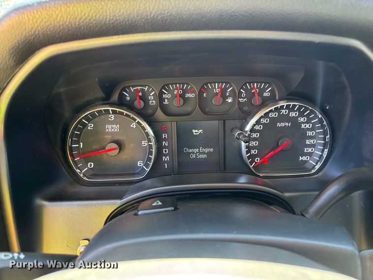 image for item ER7687 2016 Chevrolet Silverado 2500HD pickup truck