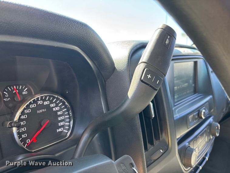 image for item ER7687 2016 Chevrolet Silverado 2500HD pickup truck