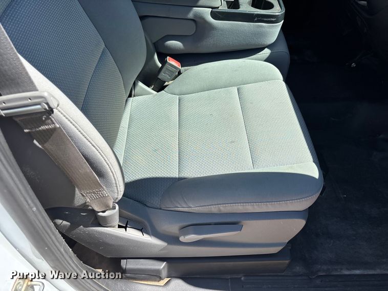 image for item ER7687 2016 Chevrolet Silverado 2500HD pickup truck
