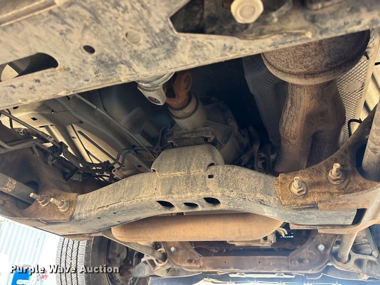 image for item ER7687 2016 Chevrolet Silverado 2500HD pickup truck