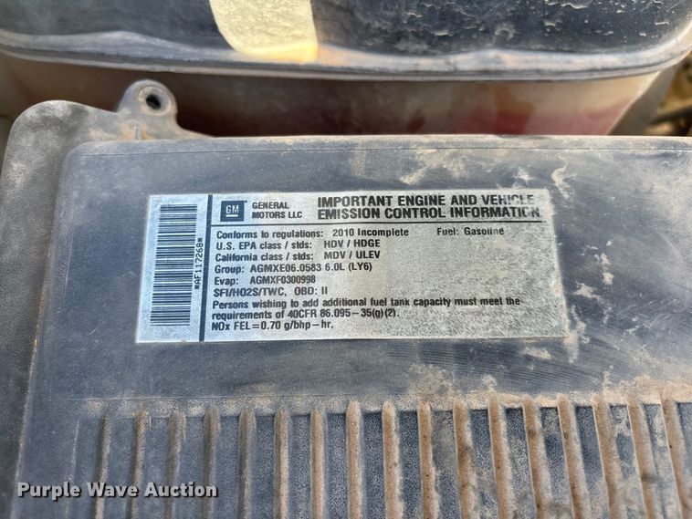image for item ER7688 2010 Chevrolet Silverado 3500HD utility bed pickup truck