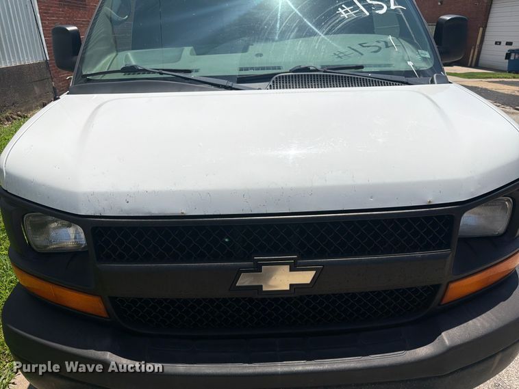 image for item ES6509 2013 Chevrolet Express 2500 van