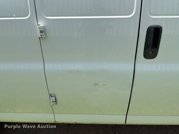 image for item ES6509 2013 Chevrolet Express 2500 van