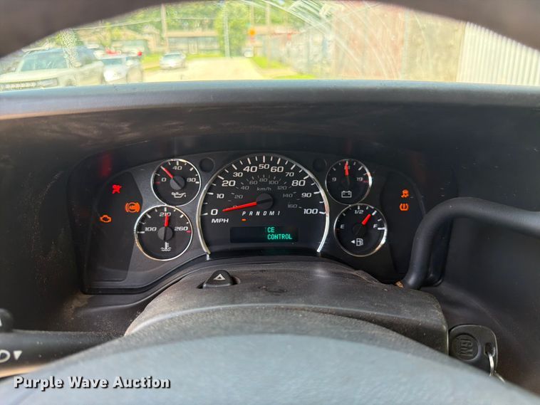 image for item ES6509 2013 Chevrolet Express 2500 van