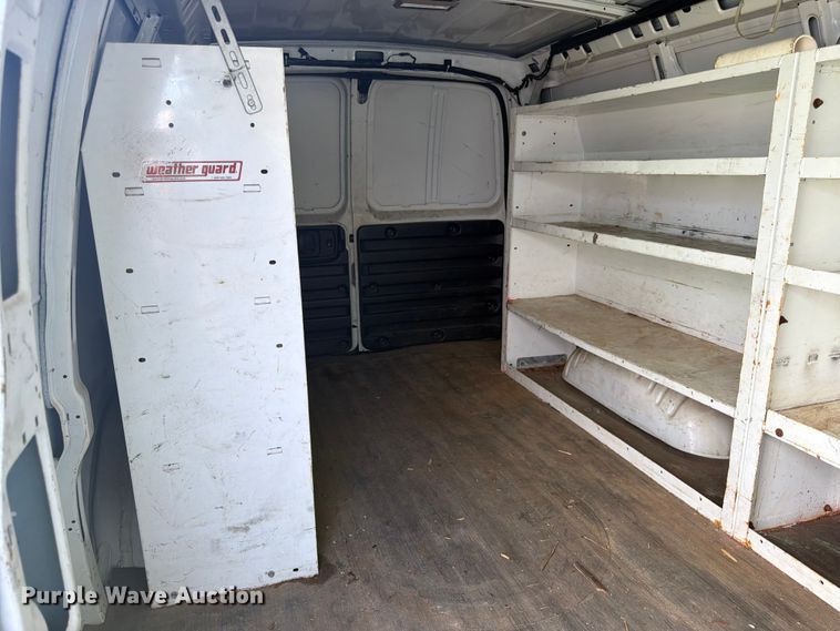 image for item ES6509 2013 Chevrolet Express 2500 van