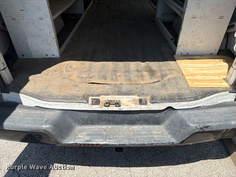 image for item ES6509 2013 Chevrolet Express 2500 van
