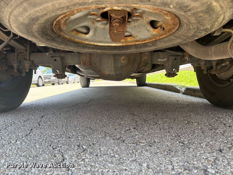 image for item ES6509 2013 Chevrolet Express 2500 van