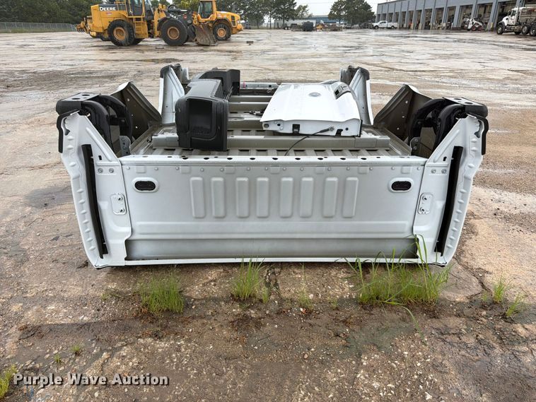 image for item ES6522 2026 Ford Pickup truck bed