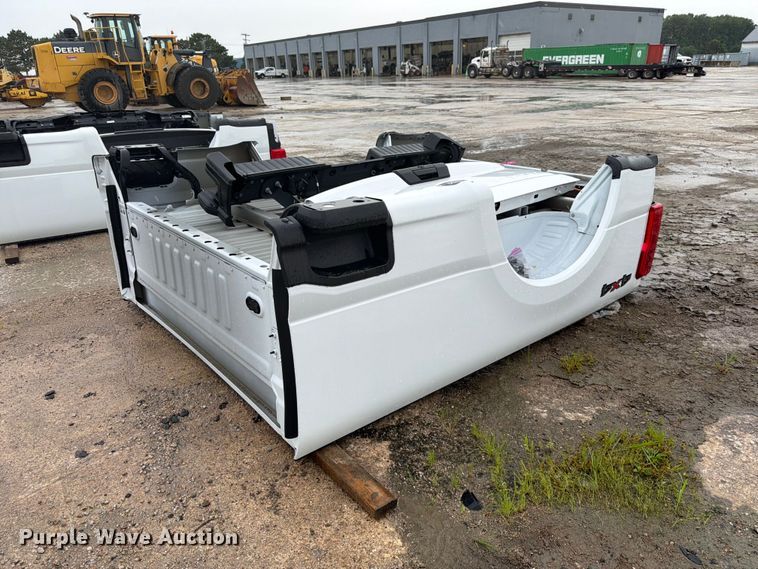 image for item ES6524 Pickup truck bed