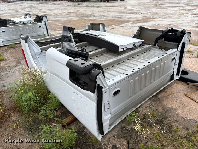 image for item ES6525 Pickup truck bed