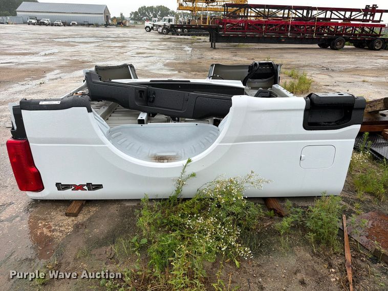 image for item ES6525 Pickup truck bed