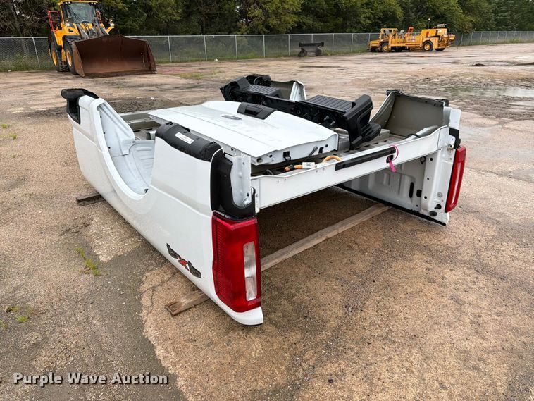 image for item ES6527 Pickup truck bed