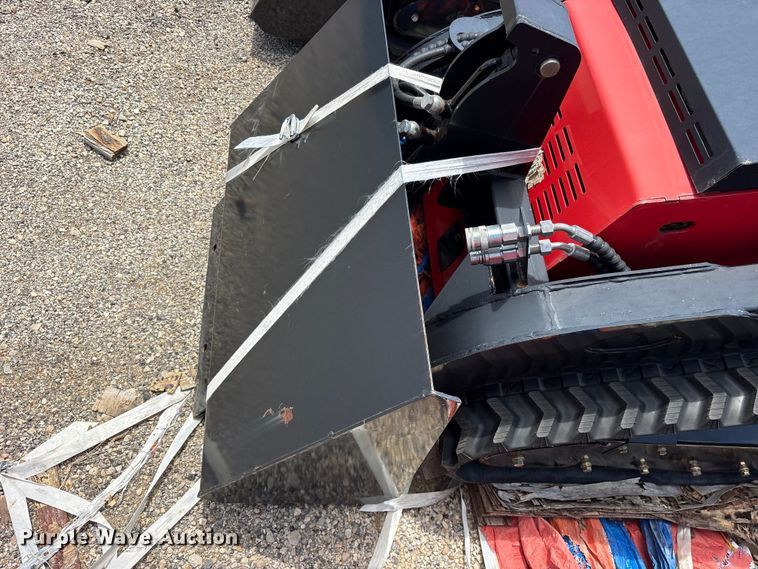 image for item ET0172 Erie SCL850 compact utility loader