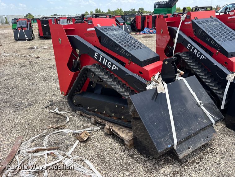 image for item ET0175 2024 Erie SCL850 compact utility loader