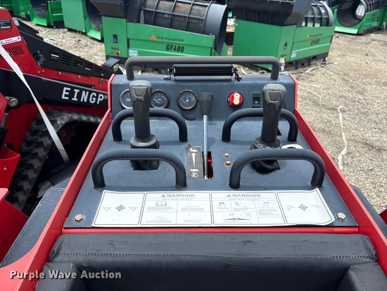 image for item ET0175 2024 Erie SCL850 compact utility loader
