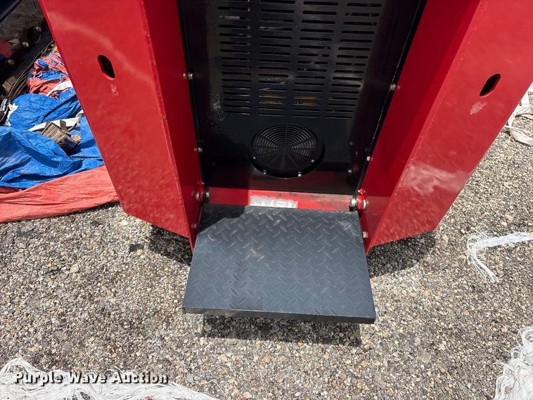 image for item ET0176 2024 Erie SCL850 compact utility loader