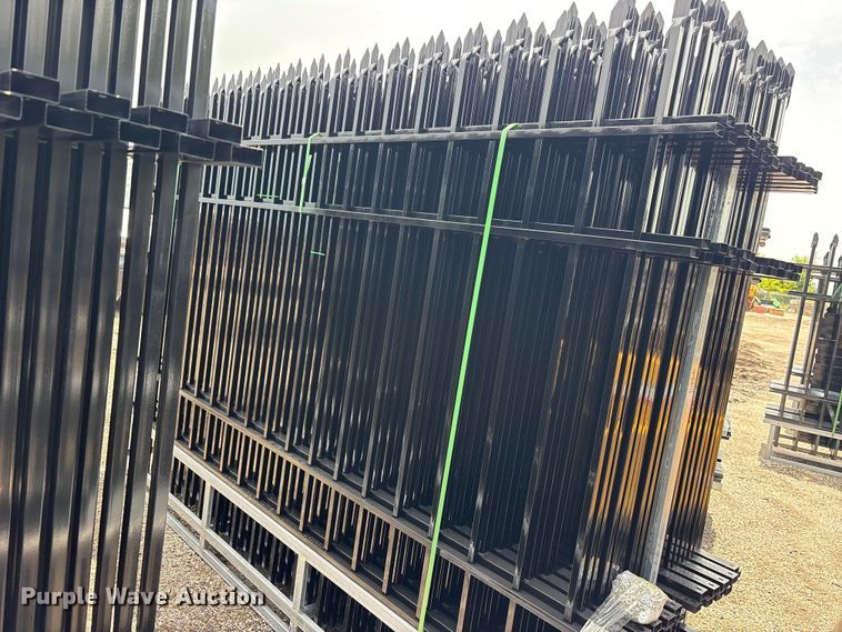 image for item ET0272 (22) Valley Pioneer F10 fence panels