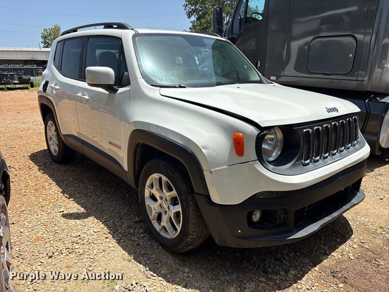 image for item ET0320 2017 Jeep Renegade SUV
