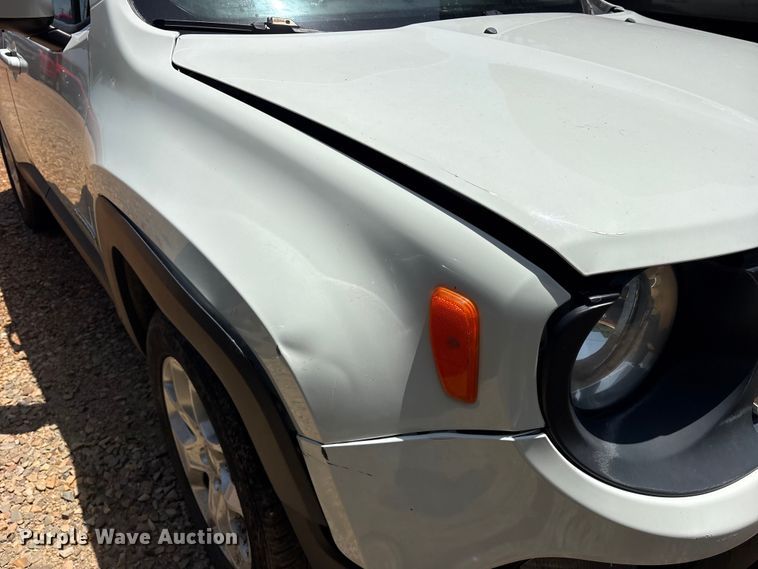 image for item ET0320 2017 Jeep Renegade SUV