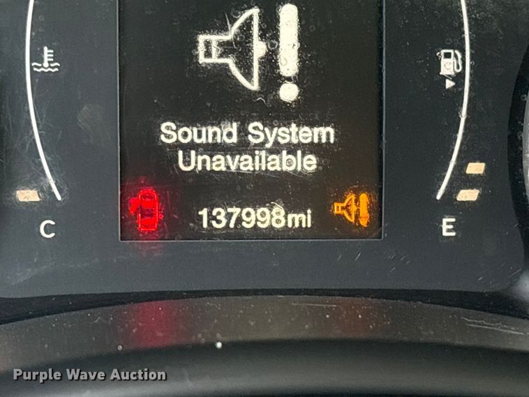 image for item ET0320 2017 Jeep Renegade SUV