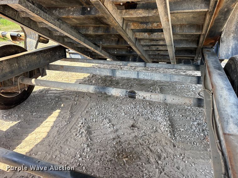 image for item ET0329 2022 Durahaul dump trailer