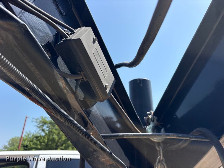 image for item ET0329 2022 Durahaul dump trailer