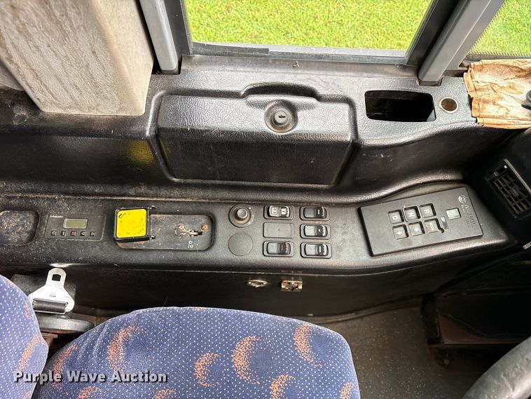 image for item ET0336 1999 Prevost H3 Coach coach bus
