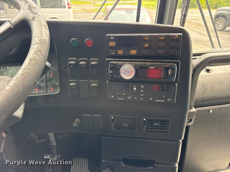 image for item ET0336 1999 Prevost H3 Coach coach bus