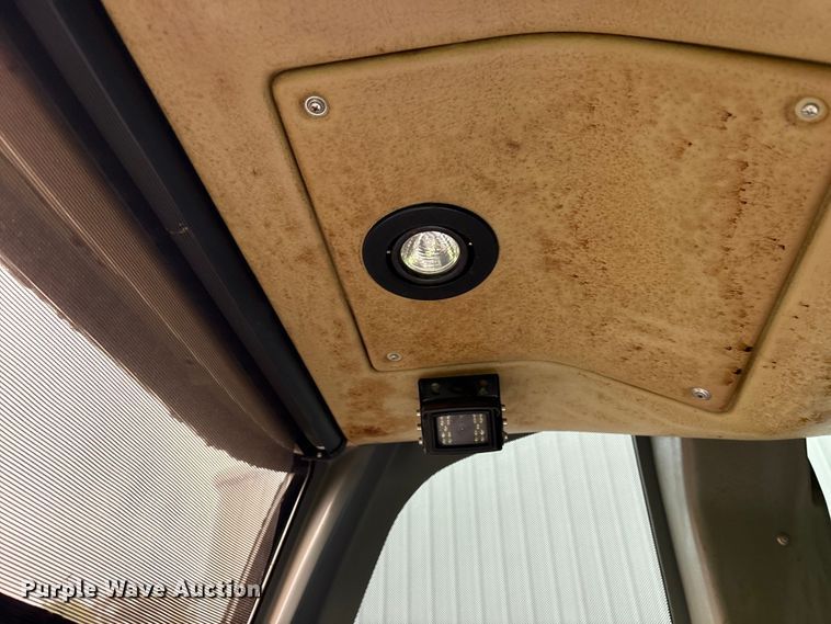 image for item ET0336 1999 Prevost H3 Coach coach bus