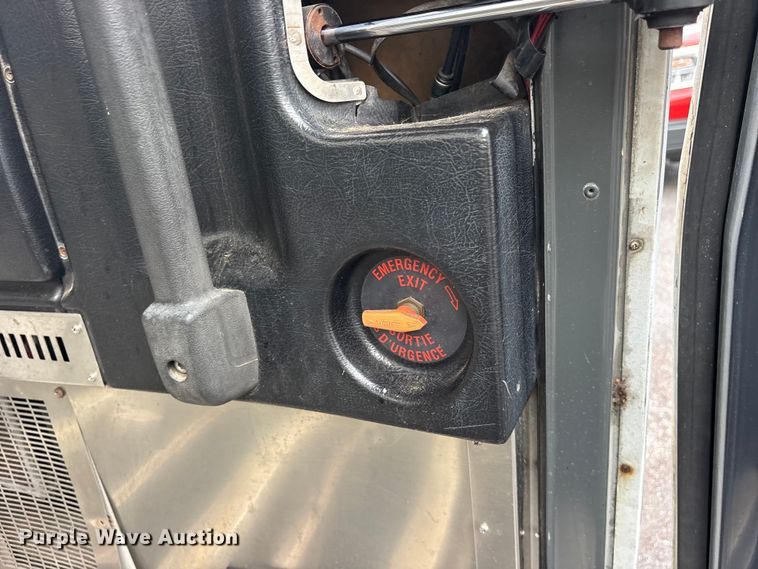 image for item ET0336 1999 Prevost H3 Coach coach bus