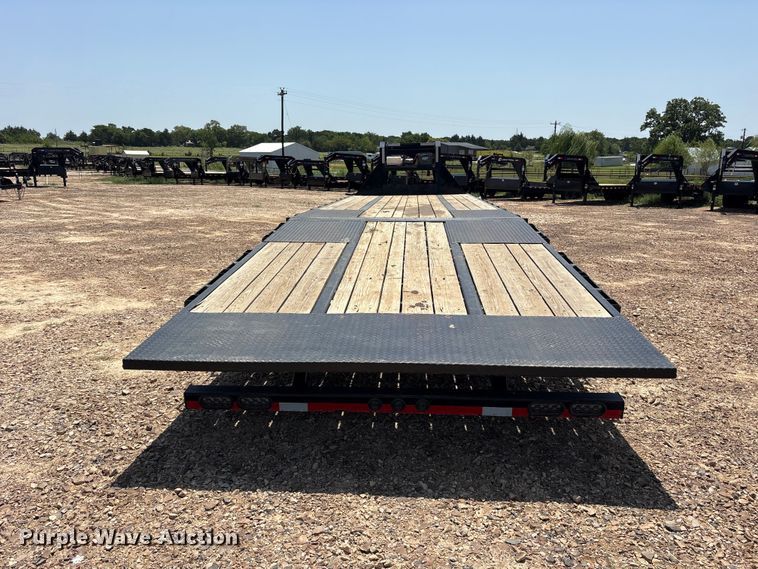 image for item ET0356 2025 Load Trail Low-Pro Gooseneck Hyd Dove equipment trailer
