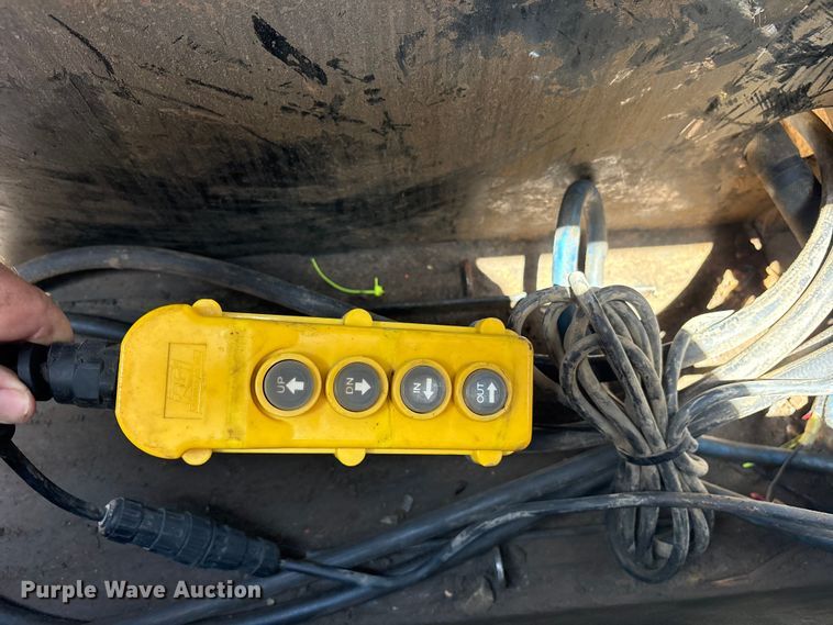image for item ET0356 2025 Load Trail Low-Pro Gooseneck Hyd Dove equipment trailer