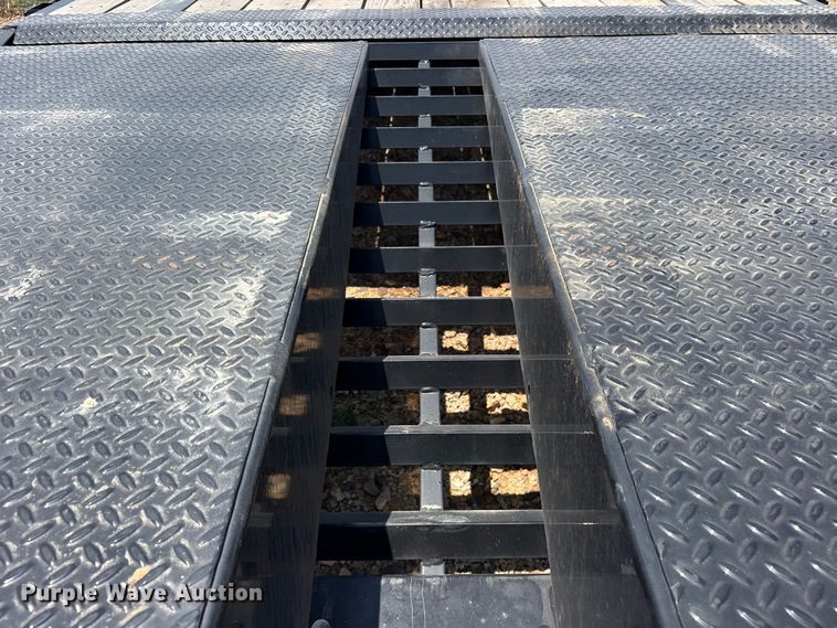 image for item ET0357 2025 Load Trail Low-Pro Gooseneck equipment trailer