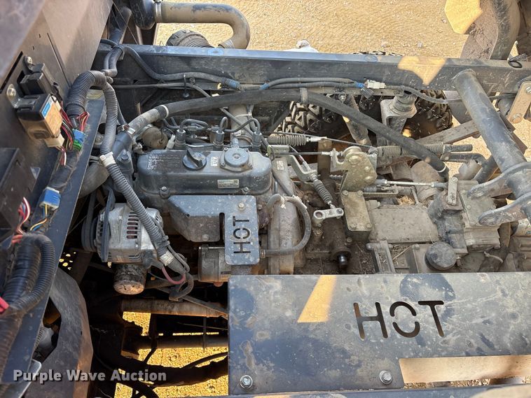 image for item ET0361 2011 Kubota RTV900 utility vehicle