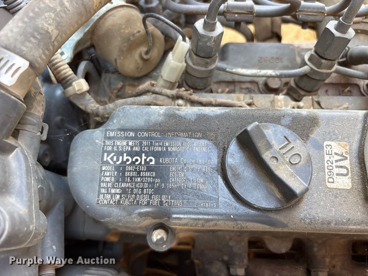 image for item ET0361 2011 Kubota RTV900 utility vehicle
