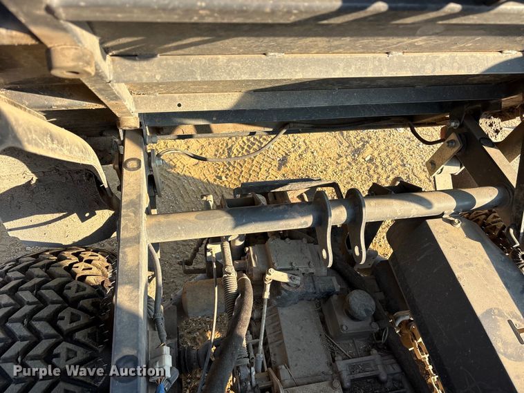 image for item ET0361 2011 Kubota RTV900 utility vehicle