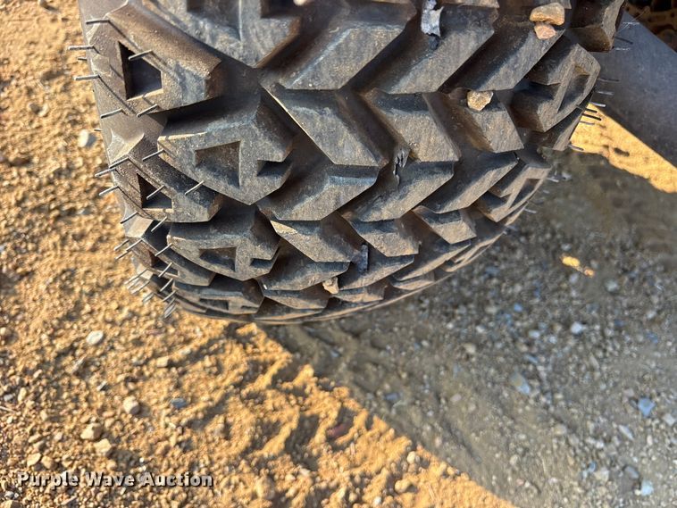 image for item ET0361 2011 Kubota RTV900 utility vehicle